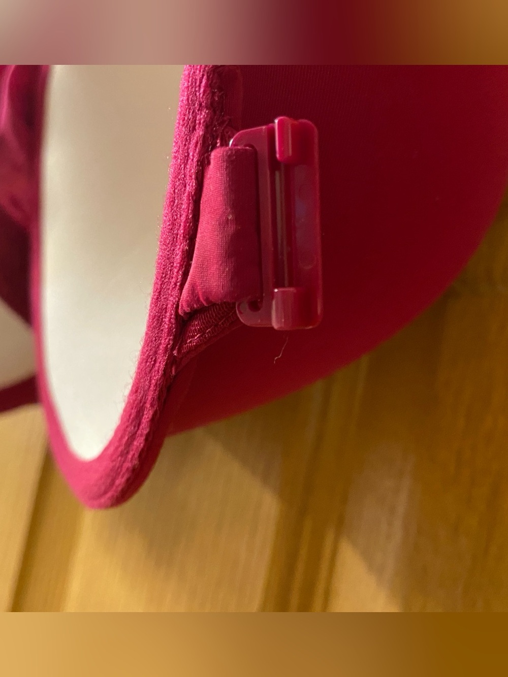 Victoria’s Secret Lace Back Front Close Bra 40D - Picture 6 of 7
